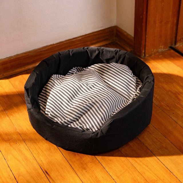 Striped Black Foam Bed (S,M & L)