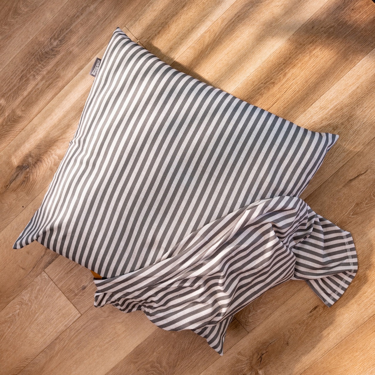 Pet Cushion Lounger Striped Grey (Dogs)