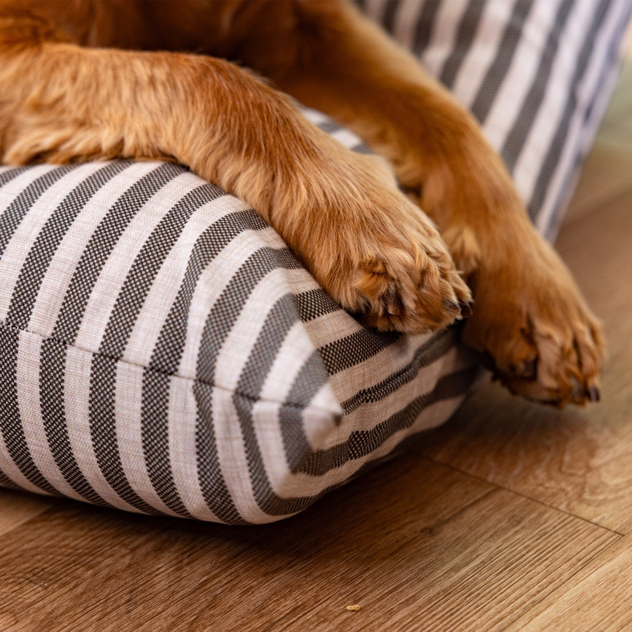 Pet Cushion Lounger Striped Grey (Dogs)